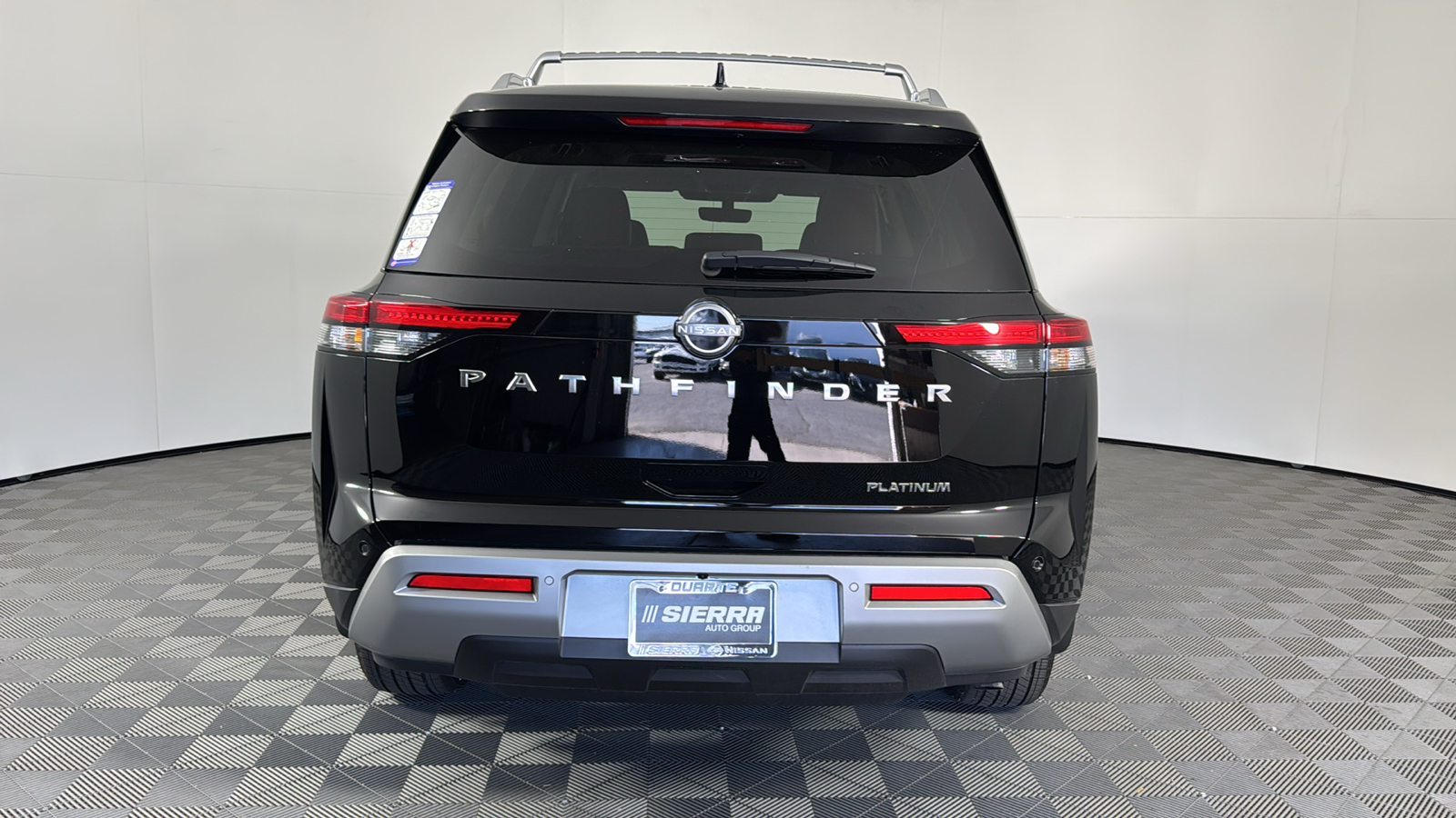 2024 Nissan Pathfinder  4