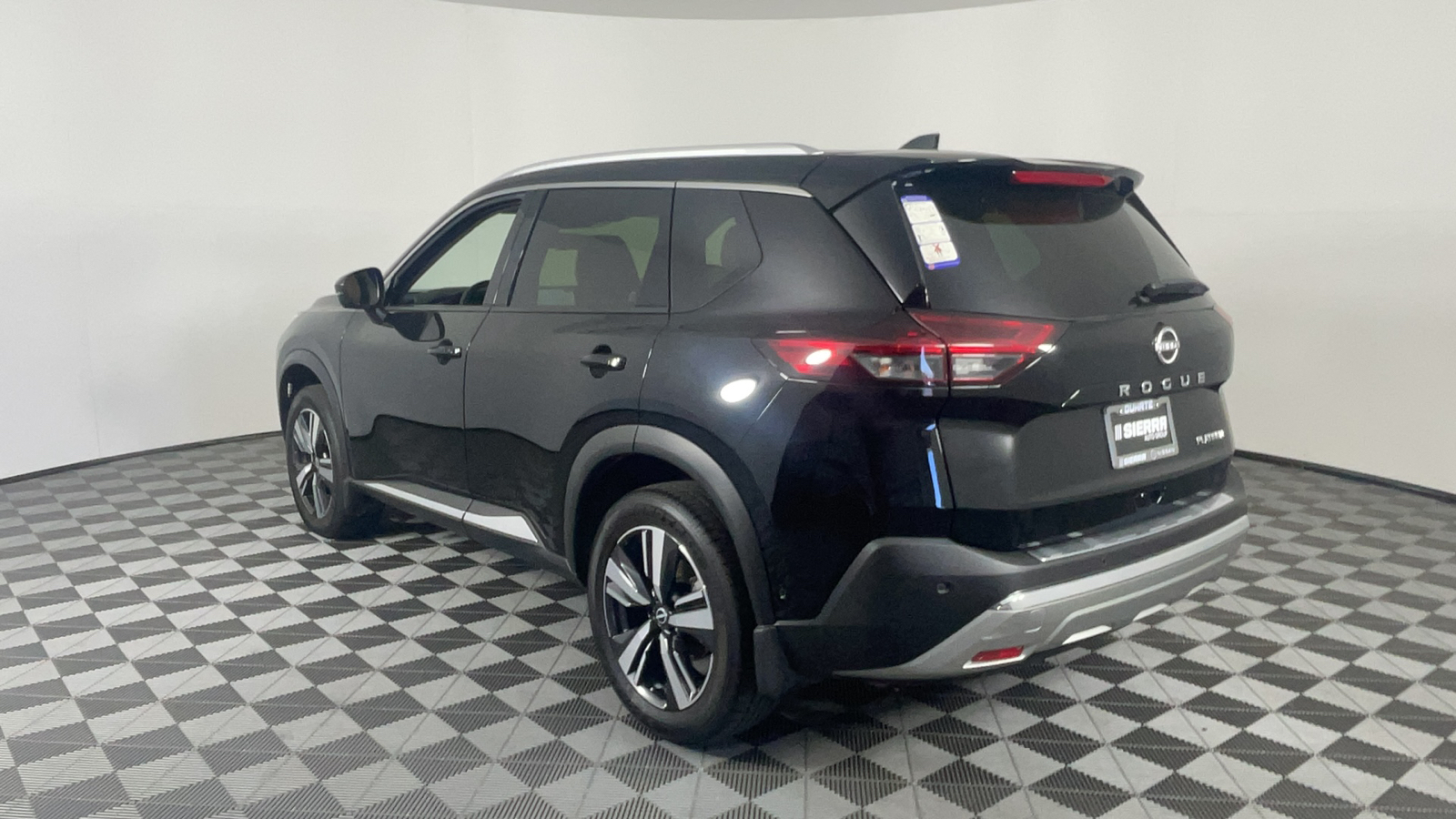 2023 Nissan Rogue  6