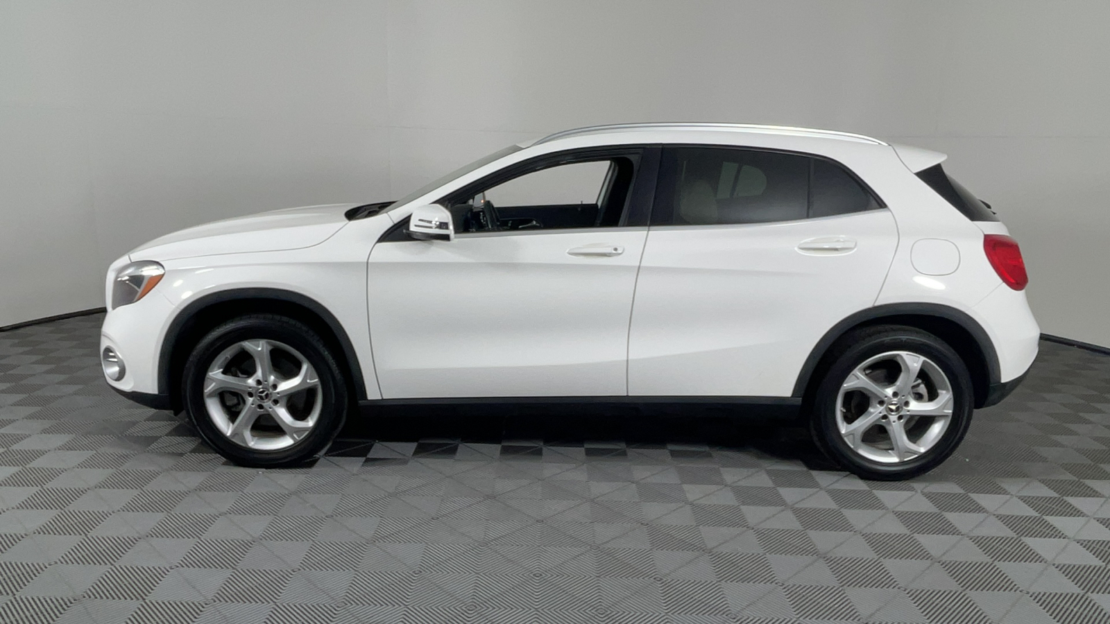 2019 Mercedes-Benz GLA GLA 250 7