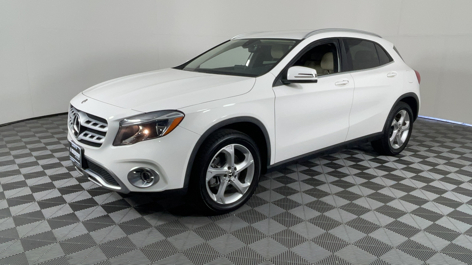 2019 Mercedes-Benz GLA GLA 250 8