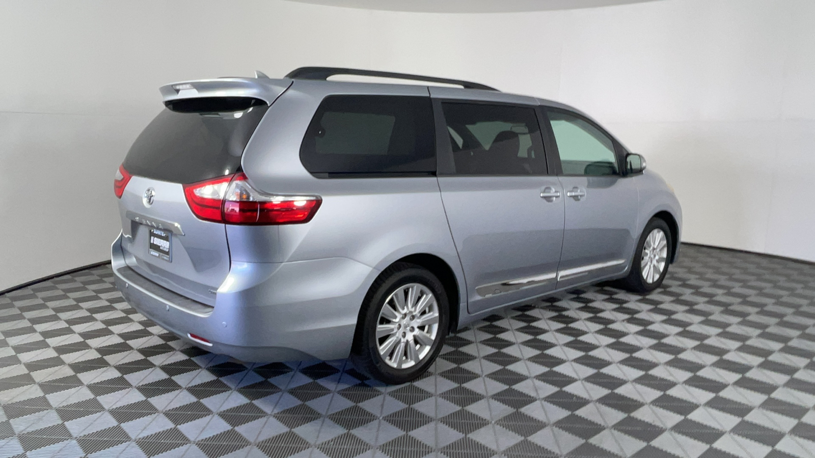 2017 Toyota Sienna Limited Premium 4