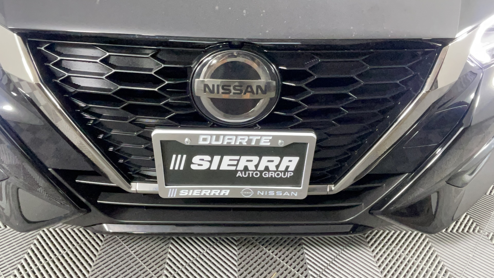 2023 Nissan Sentra SR 10