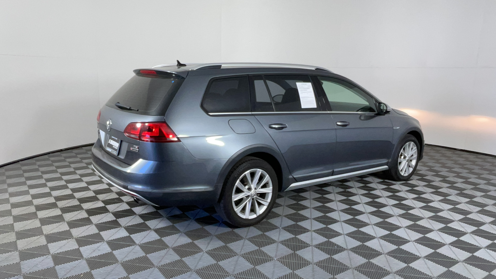 2017 Volkswagen Golf Alltrack TSI SE 4