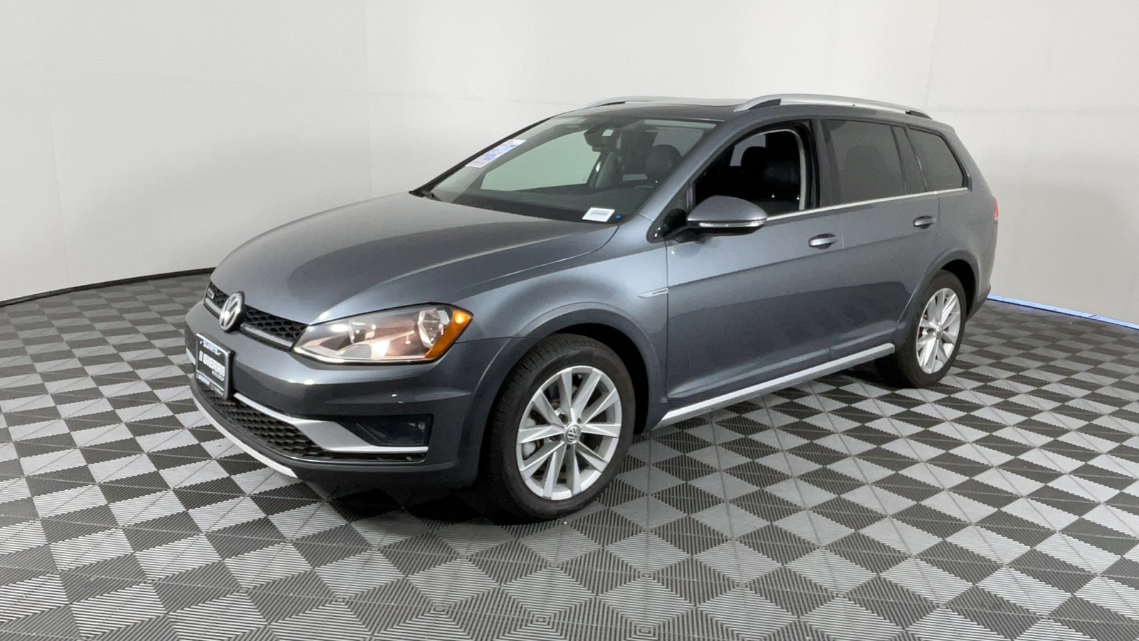 2017 Volkswagen Golf Alltrack TSI SE 8