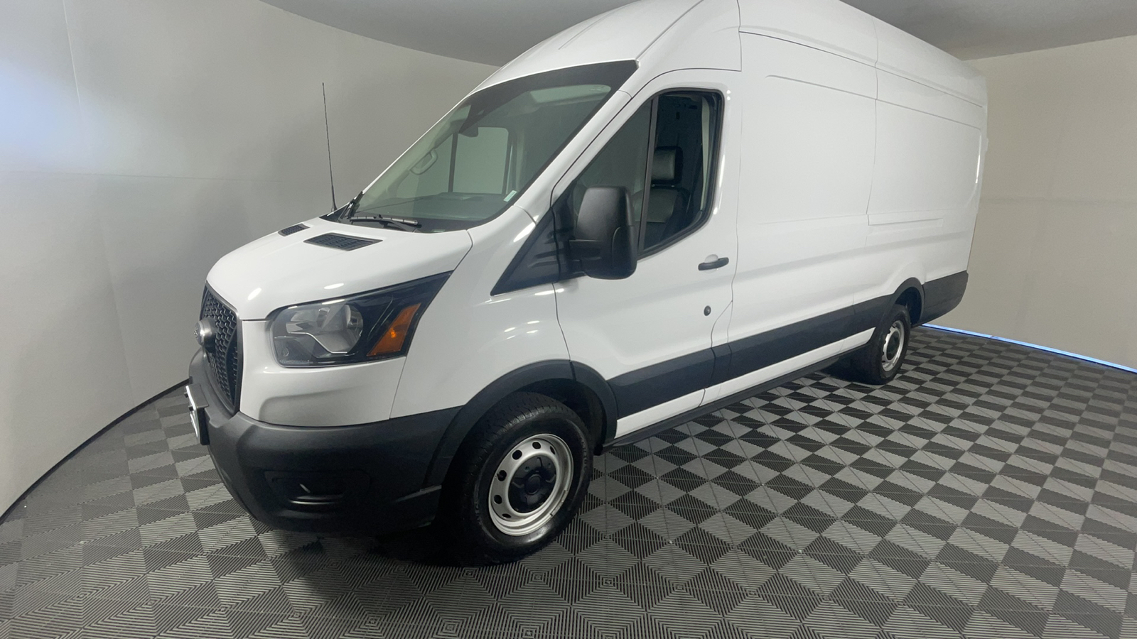 2022 Ford Transit-250 Base 8