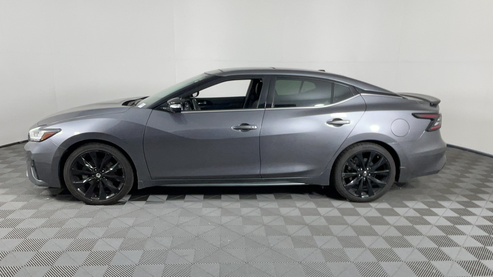 2020 Nissan Maxima SR 7