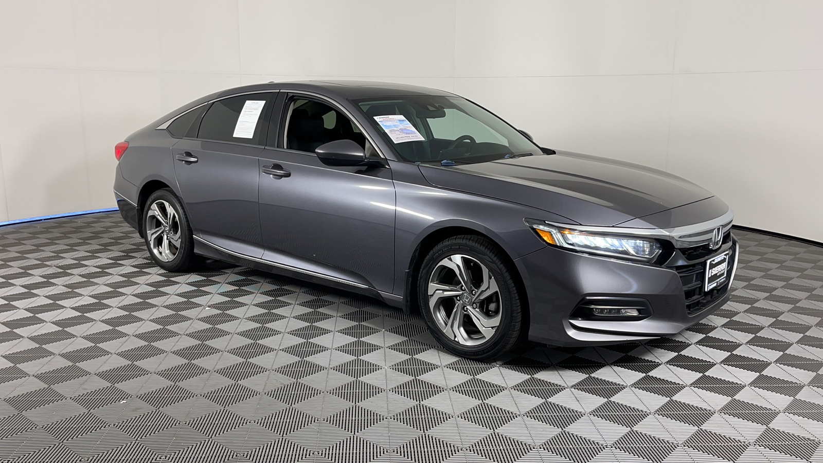 2018 Honda Accord EX 1