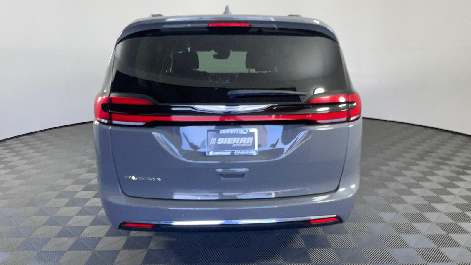 2021 Chrysler Pacifica Touring L 5