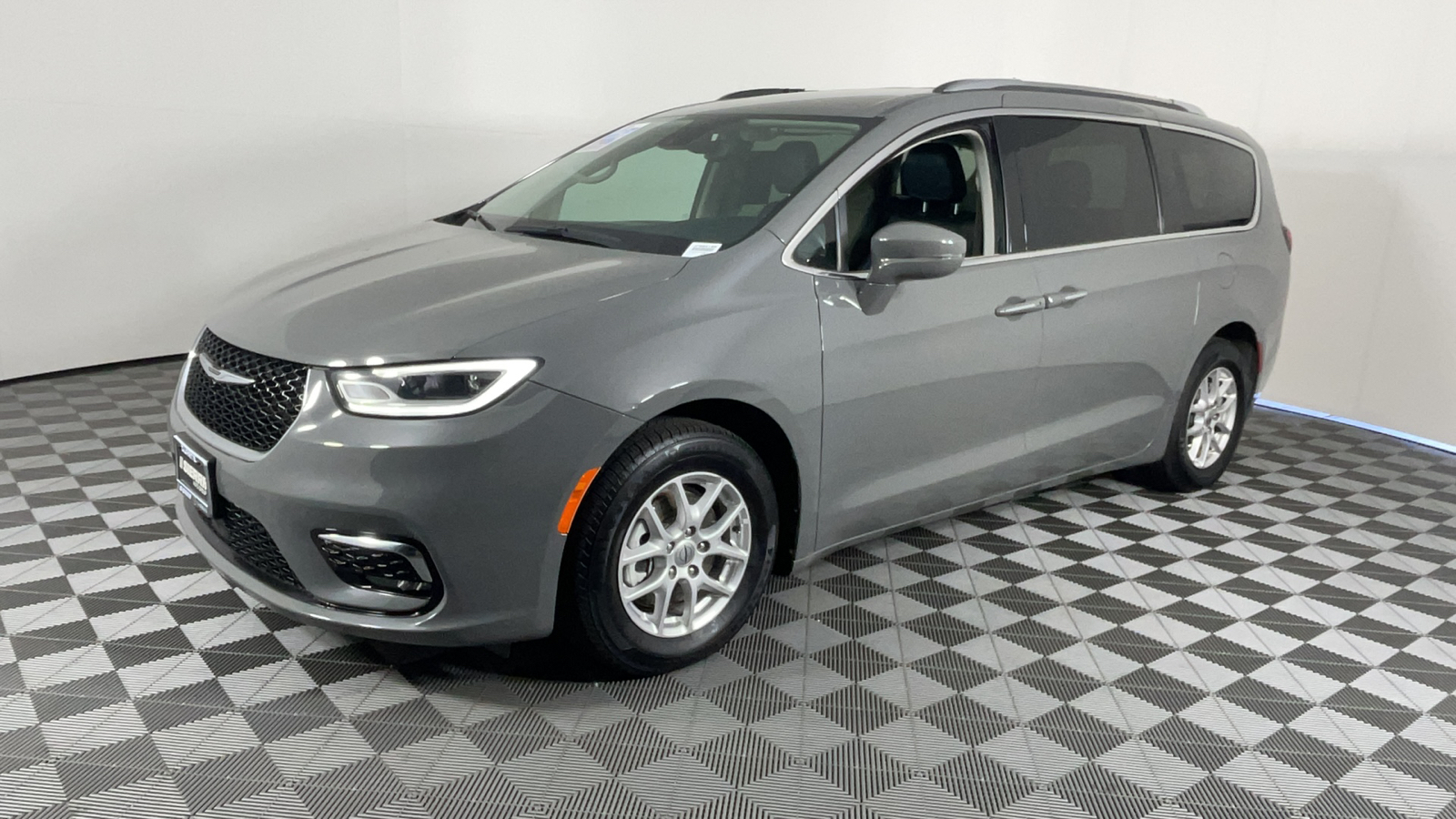 2021 Chrysler Pacifica Touring L 8