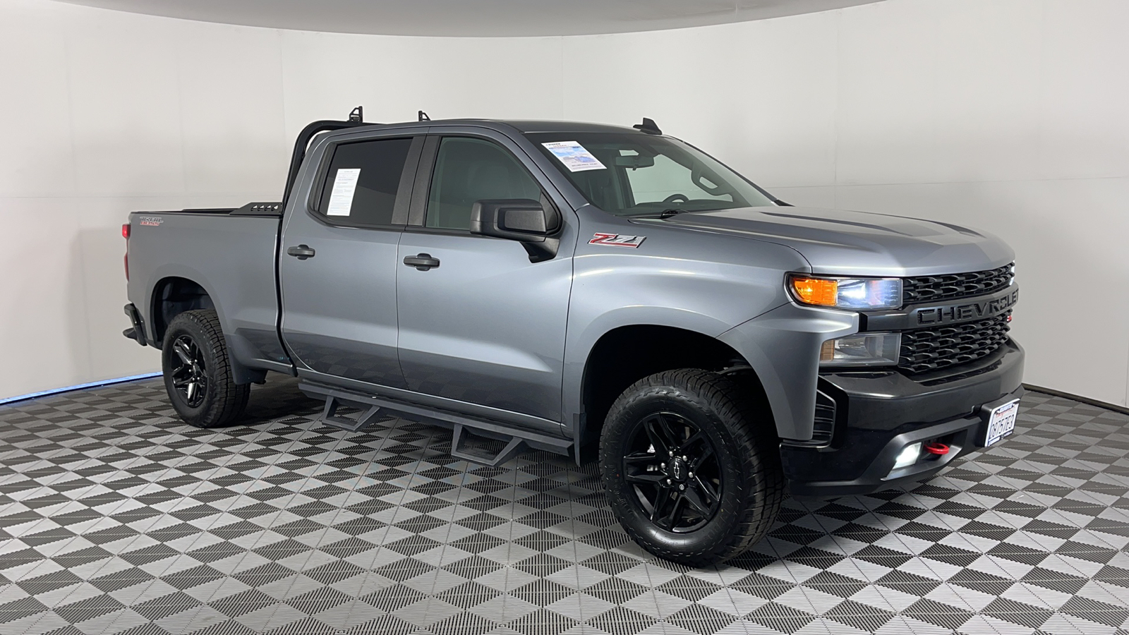 2021 Chevrolet Silverado 1500 Custom Trail Boss 1