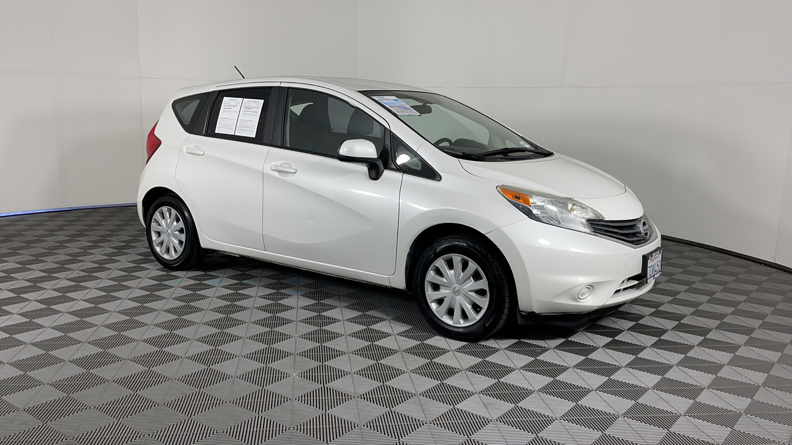 2014 Nissan Versa Note SV 2