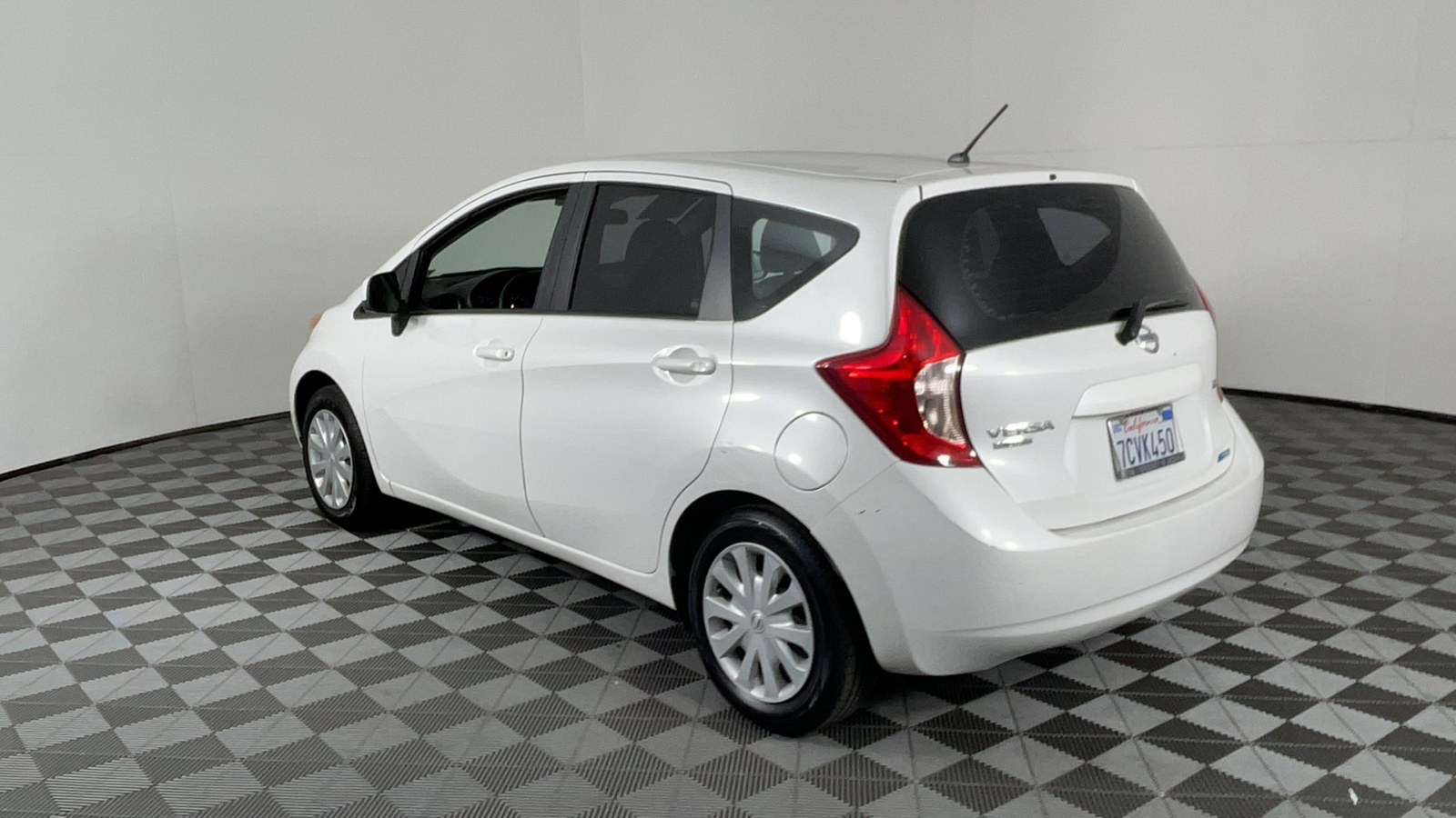 2014 Nissan Versa Note SV 6