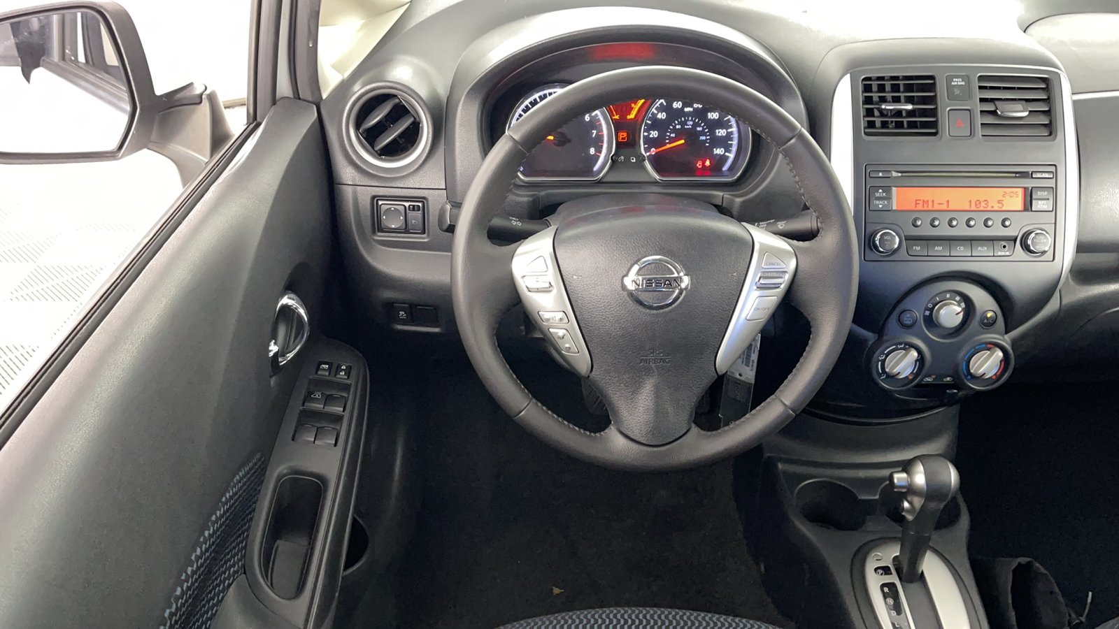 2014 Nissan Versa Note SV 14