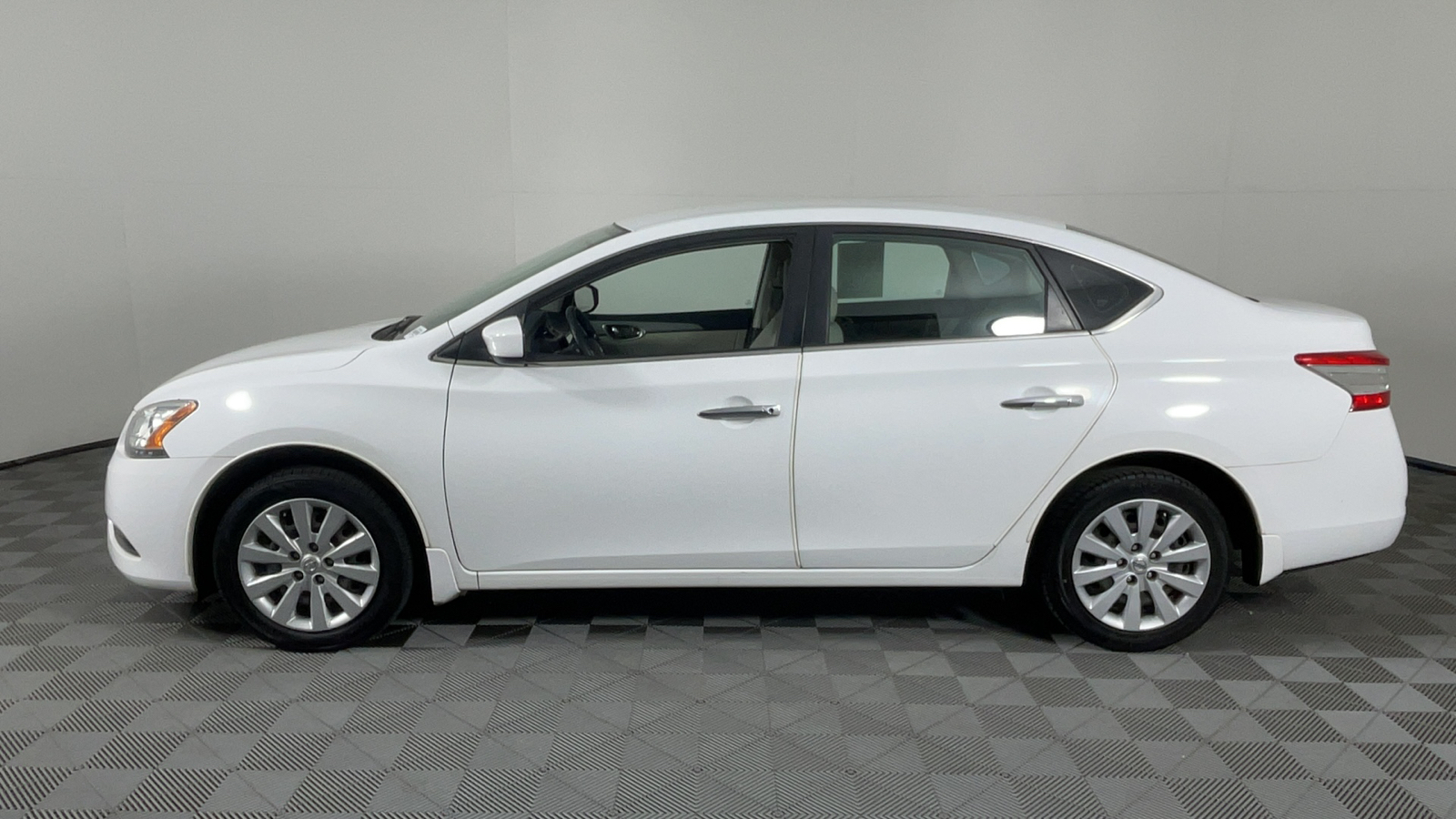 2015 Nissan Sentra S 7