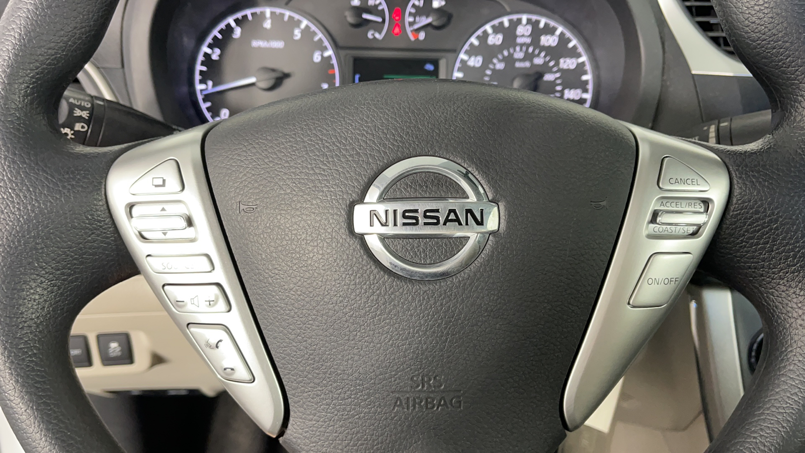 2015 Nissan Sentra S 21