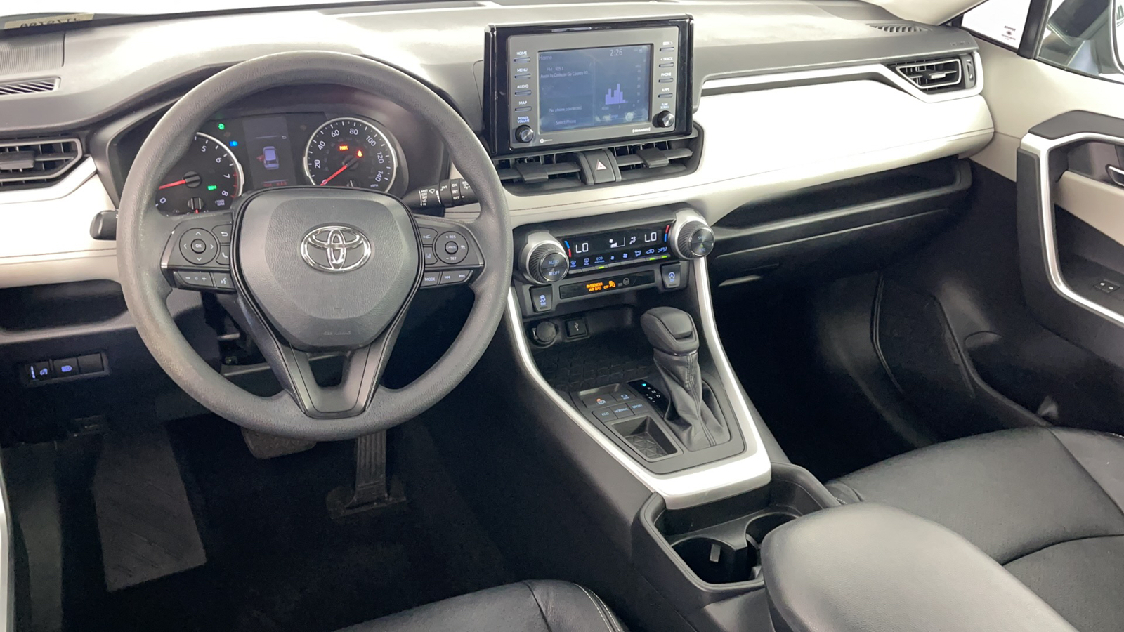 2020 Toyota RAV4 XLE 15