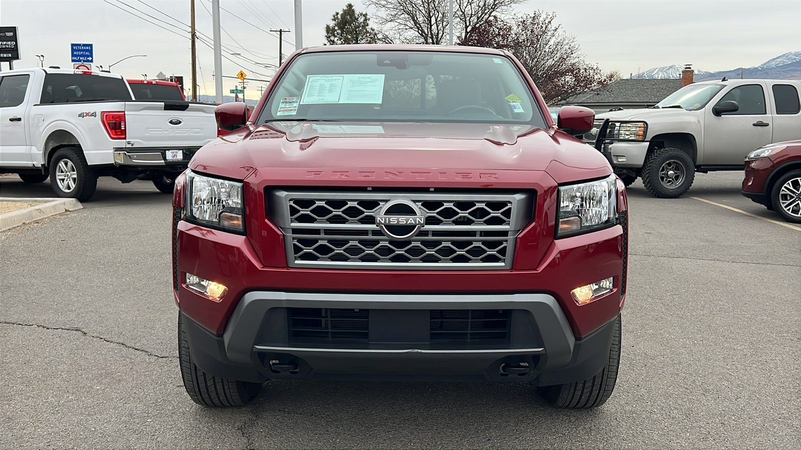 2022 Nissan Frontier SV 9