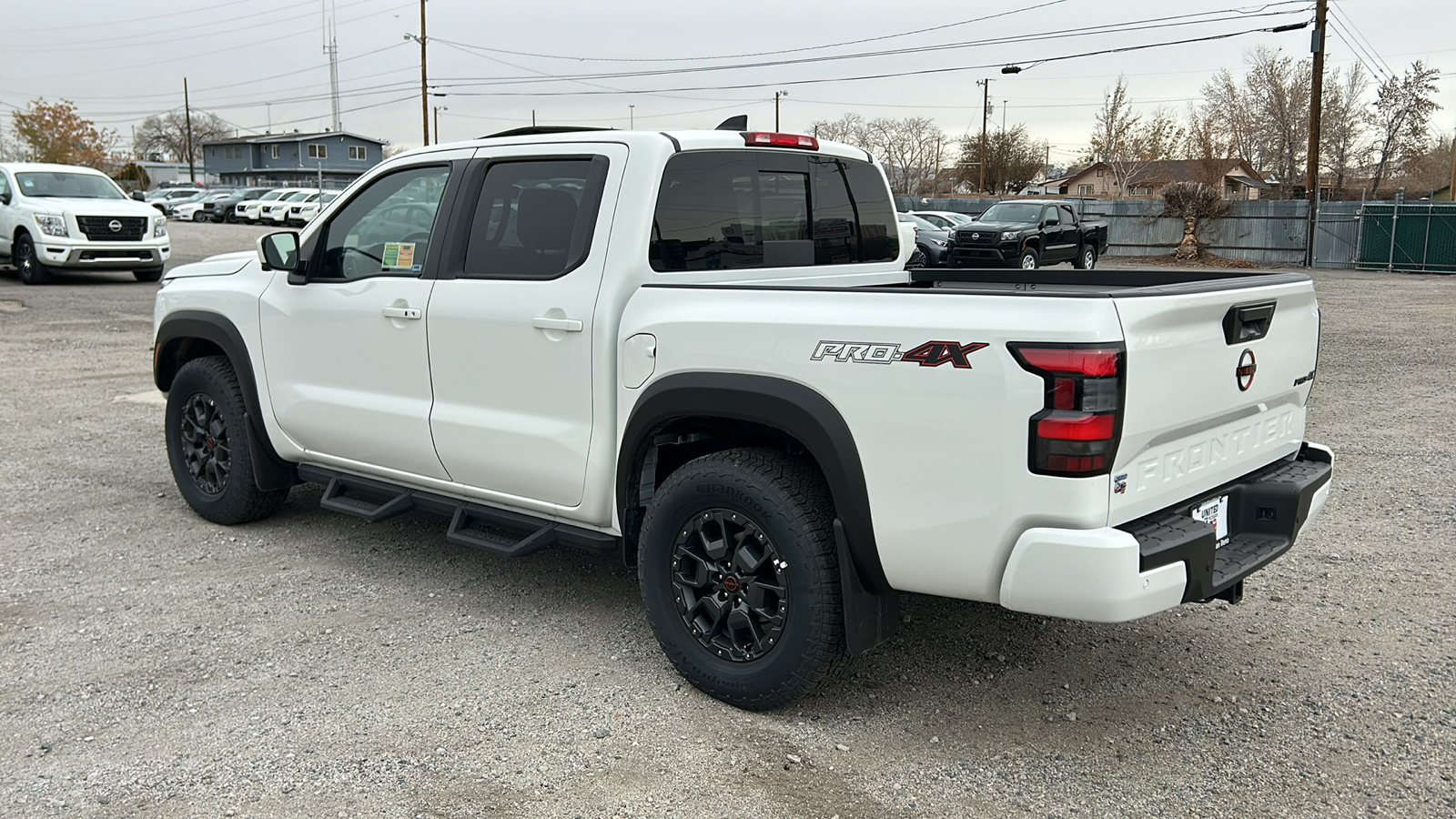 2023 Nissan Frontier PRO-4X 3