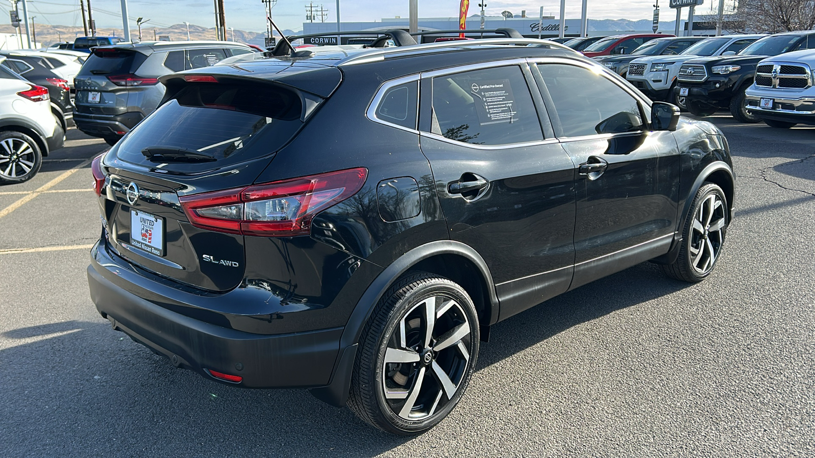 2020 Nissan Rogue Sport SL 6