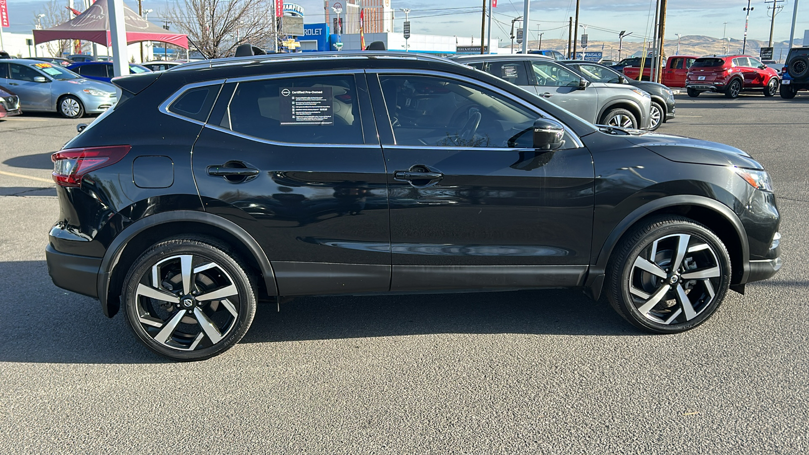 2020 Nissan Rogue Sport SL 7