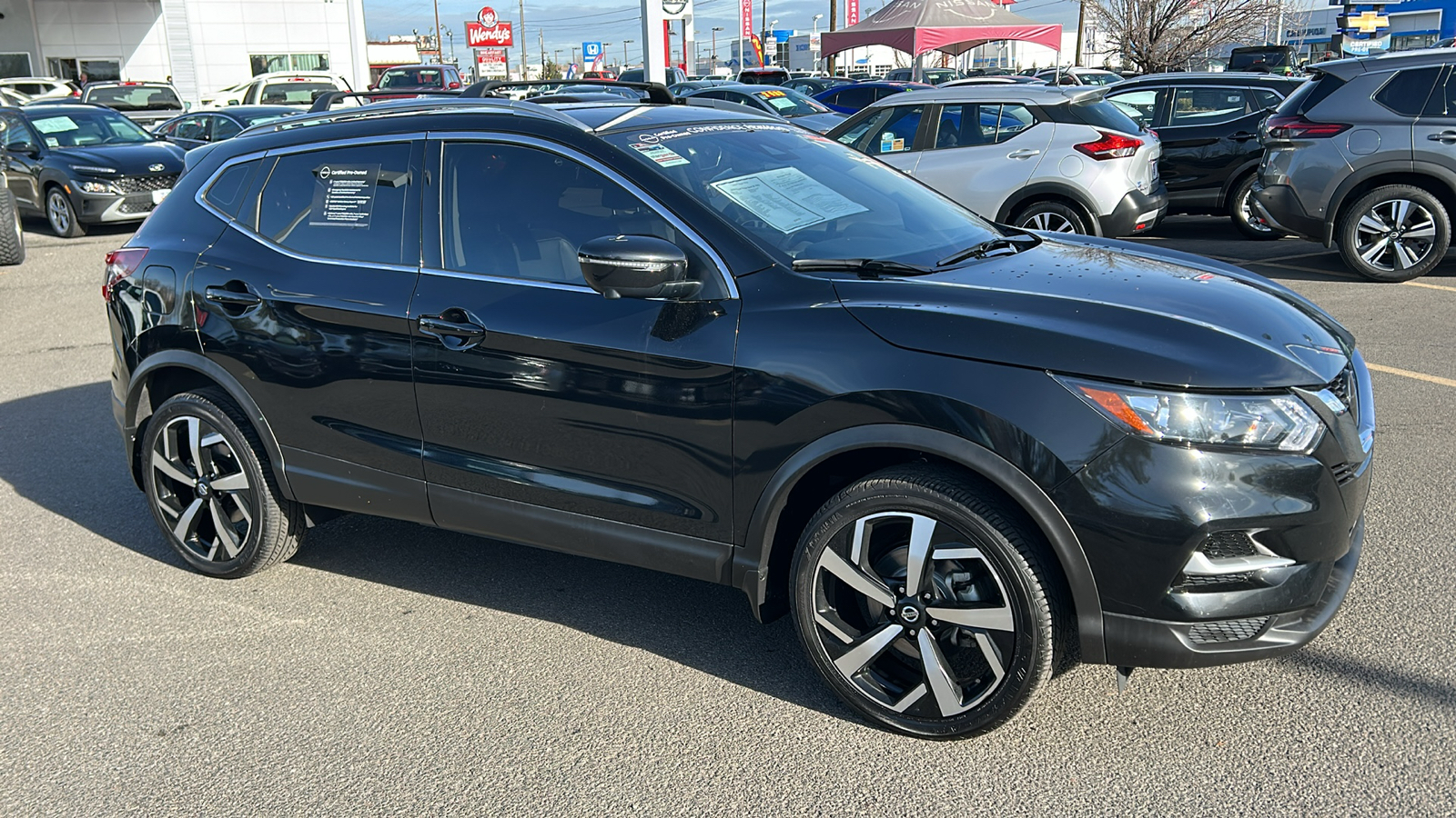 2020 Nissan Rogue Sport SL 8