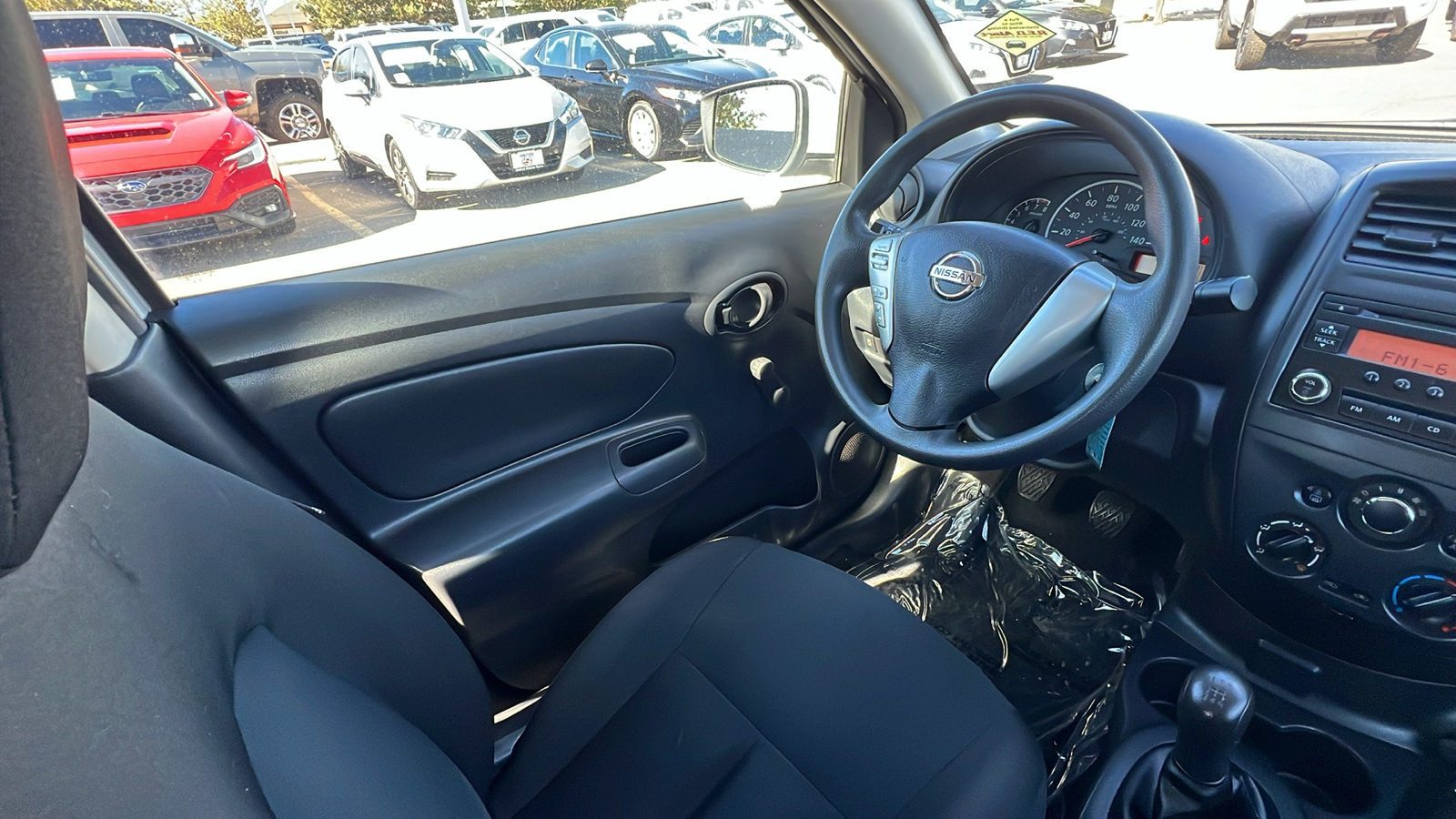 2018 Nissan Versa 1.6 S 21