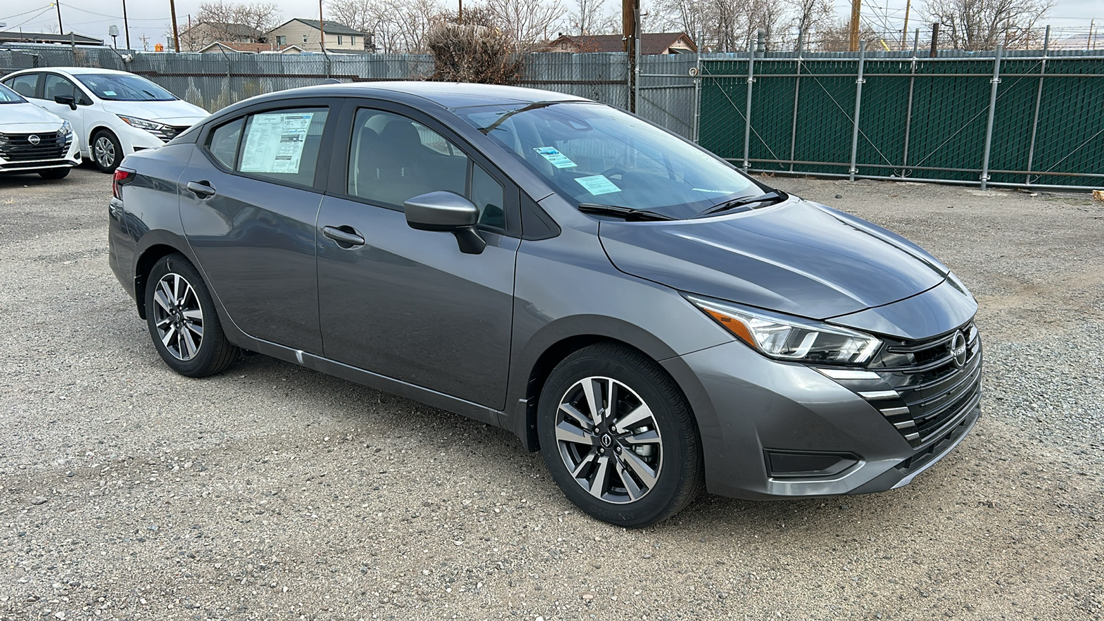 2024 Nissan Versa 1.6 SV 8