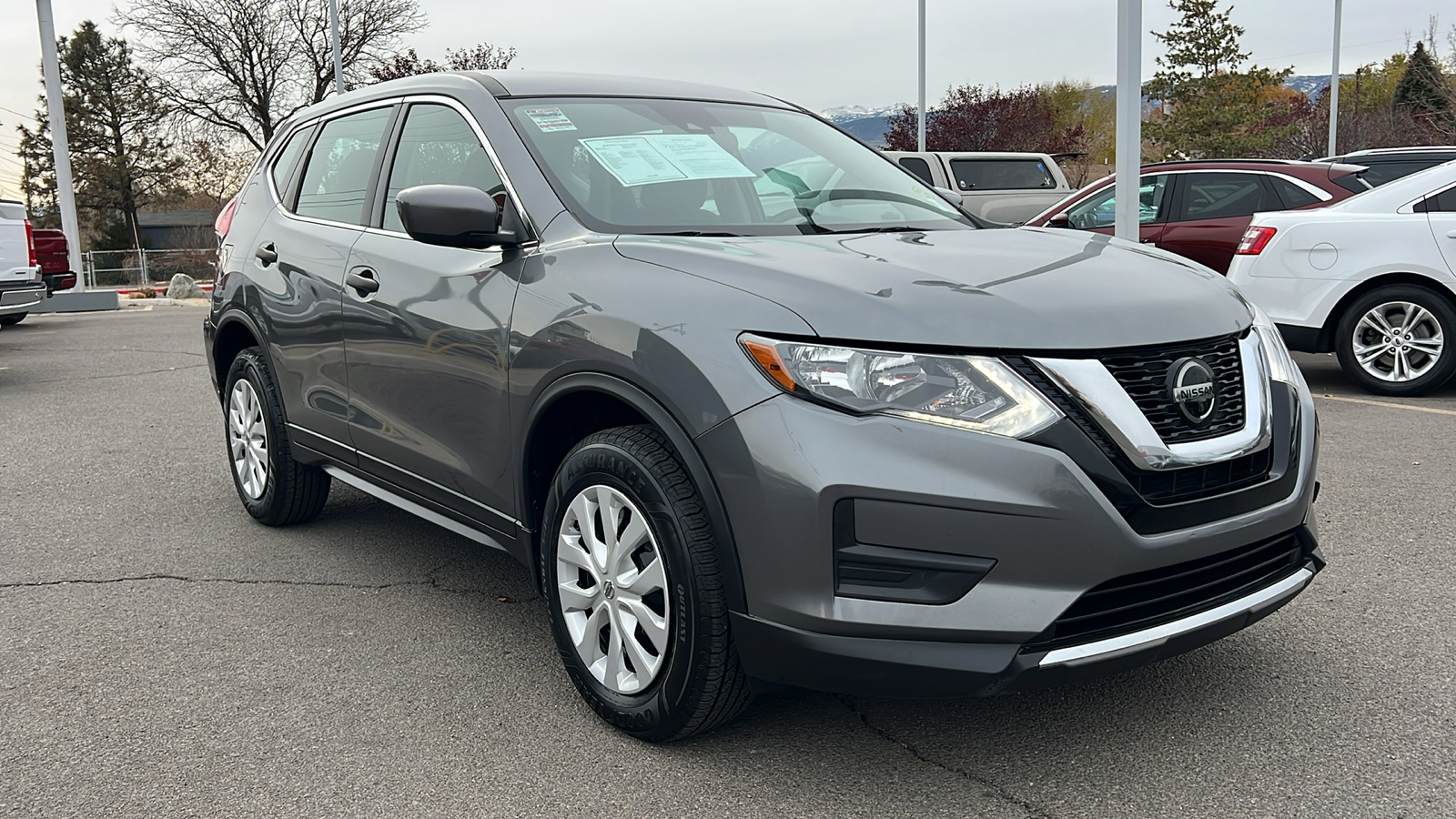 2020 Nissan Rogue S 7