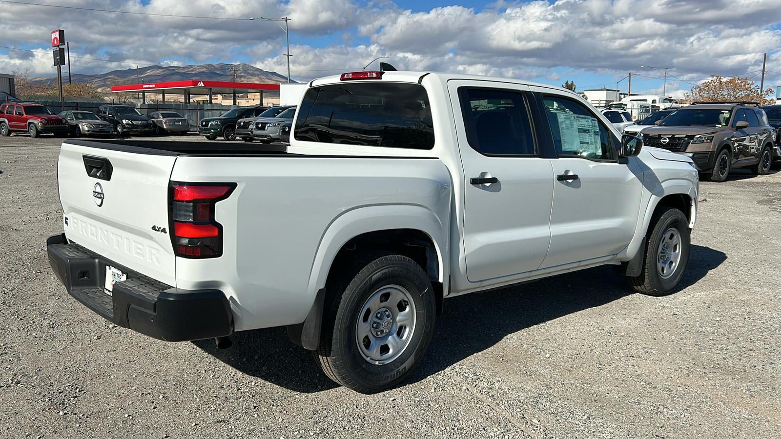 2024 Nissan Frontier S 6