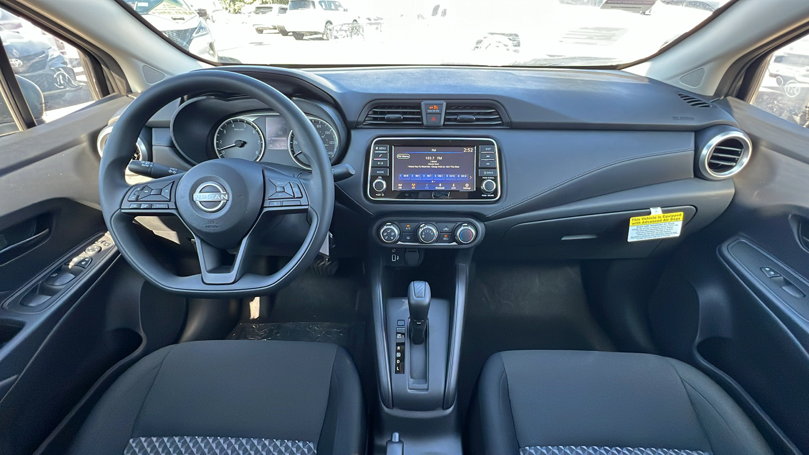 2024 Nissan Versa 1.6 S 12