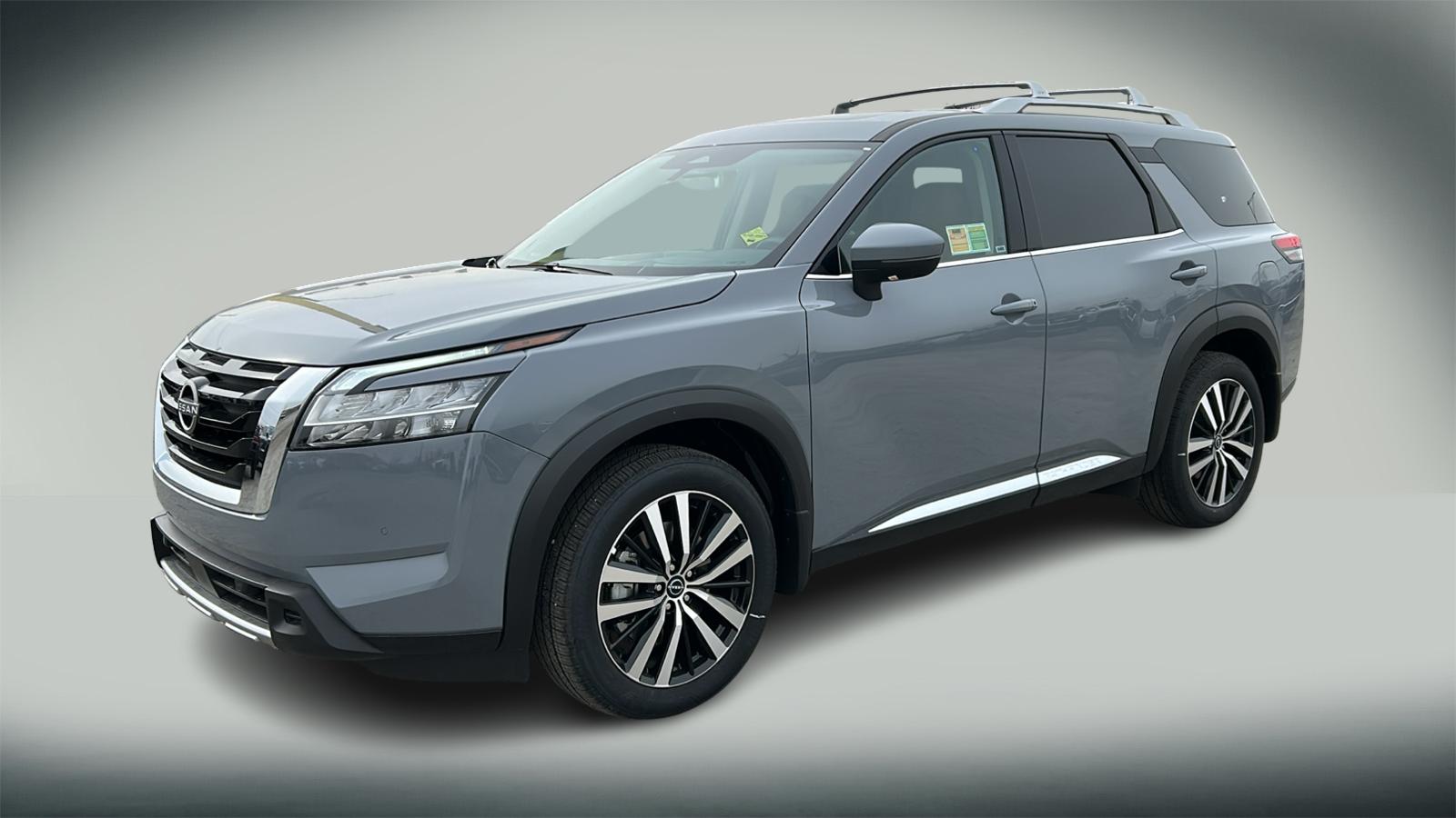 2024 Nissan Pathfinder Platinum 1