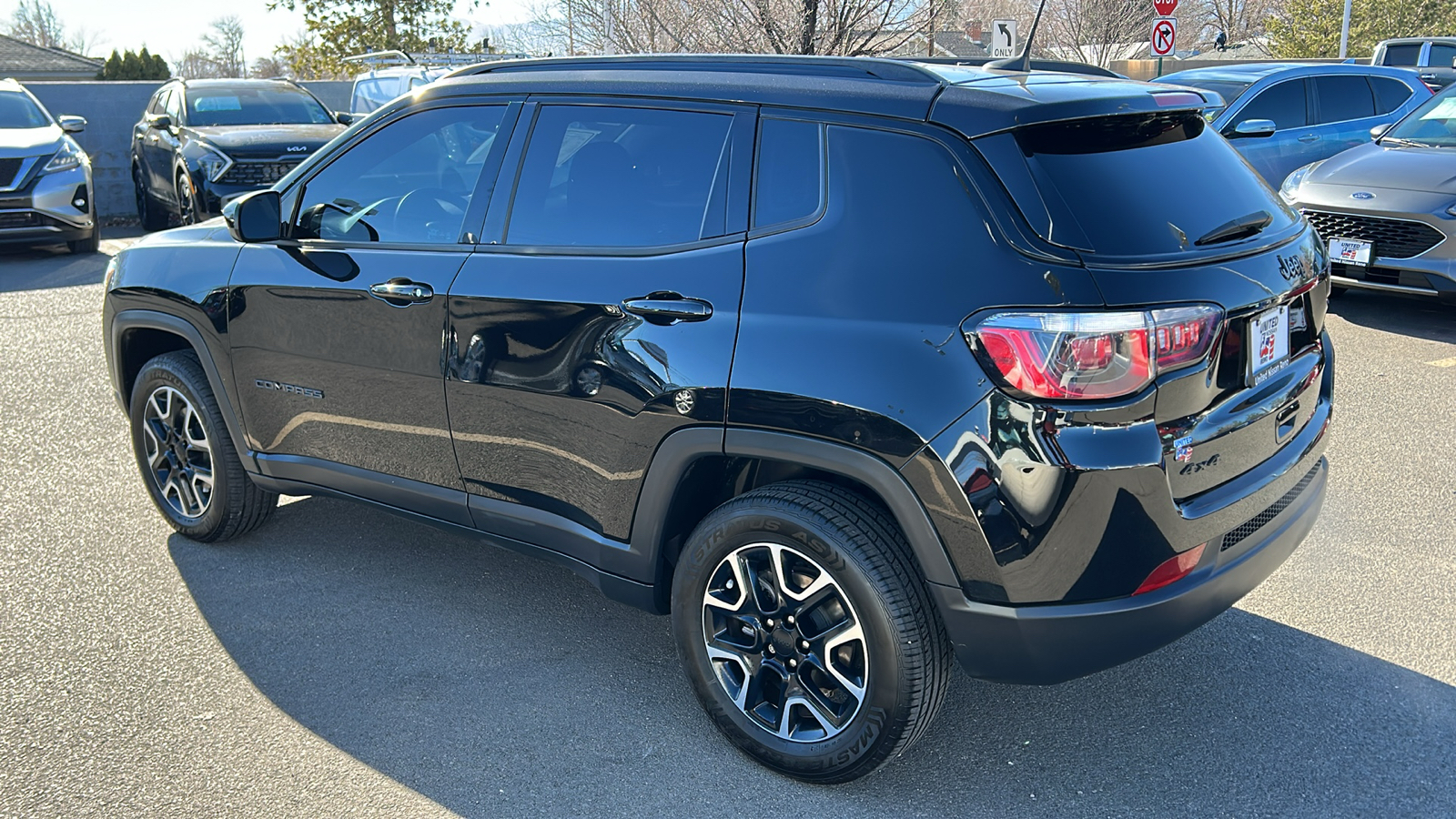 2019 Jeep Compass Sport 3