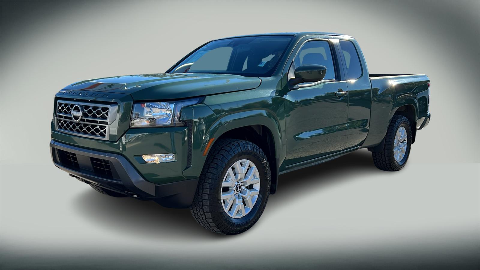 2022 Nissan Frontier SV 1