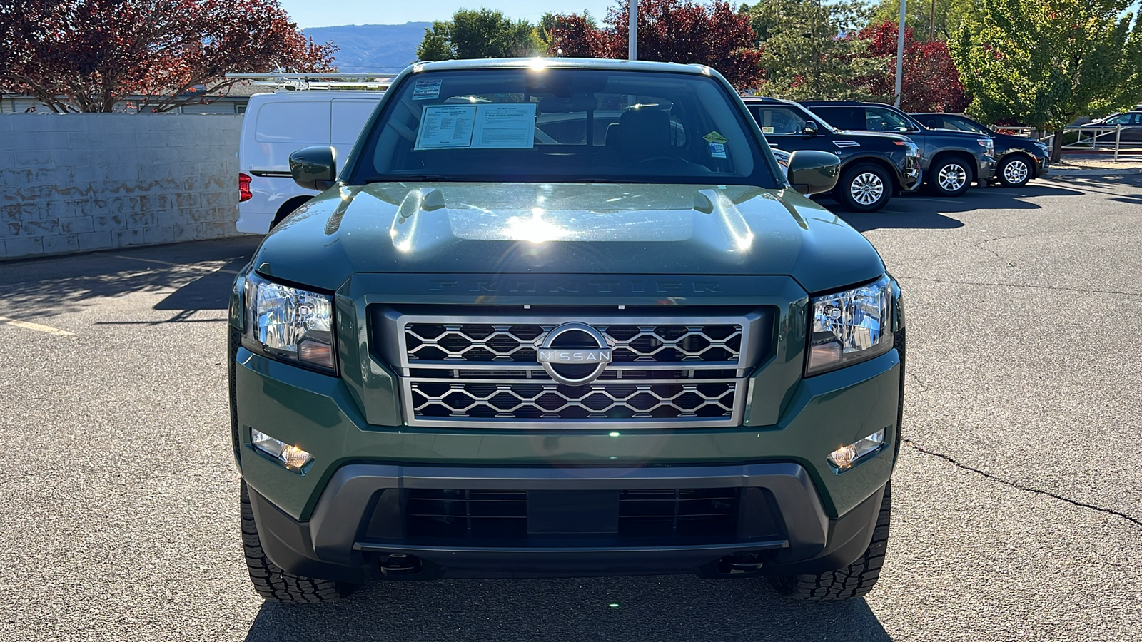 2022 Nissan Frontier SV 9