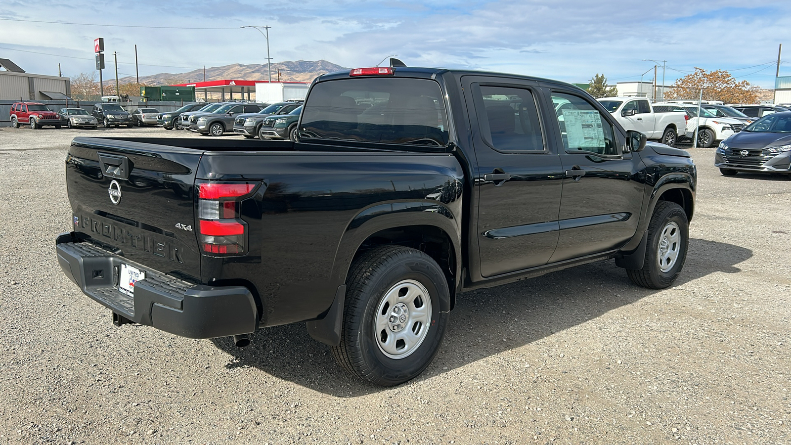 2024 Nissan Frontier S 6