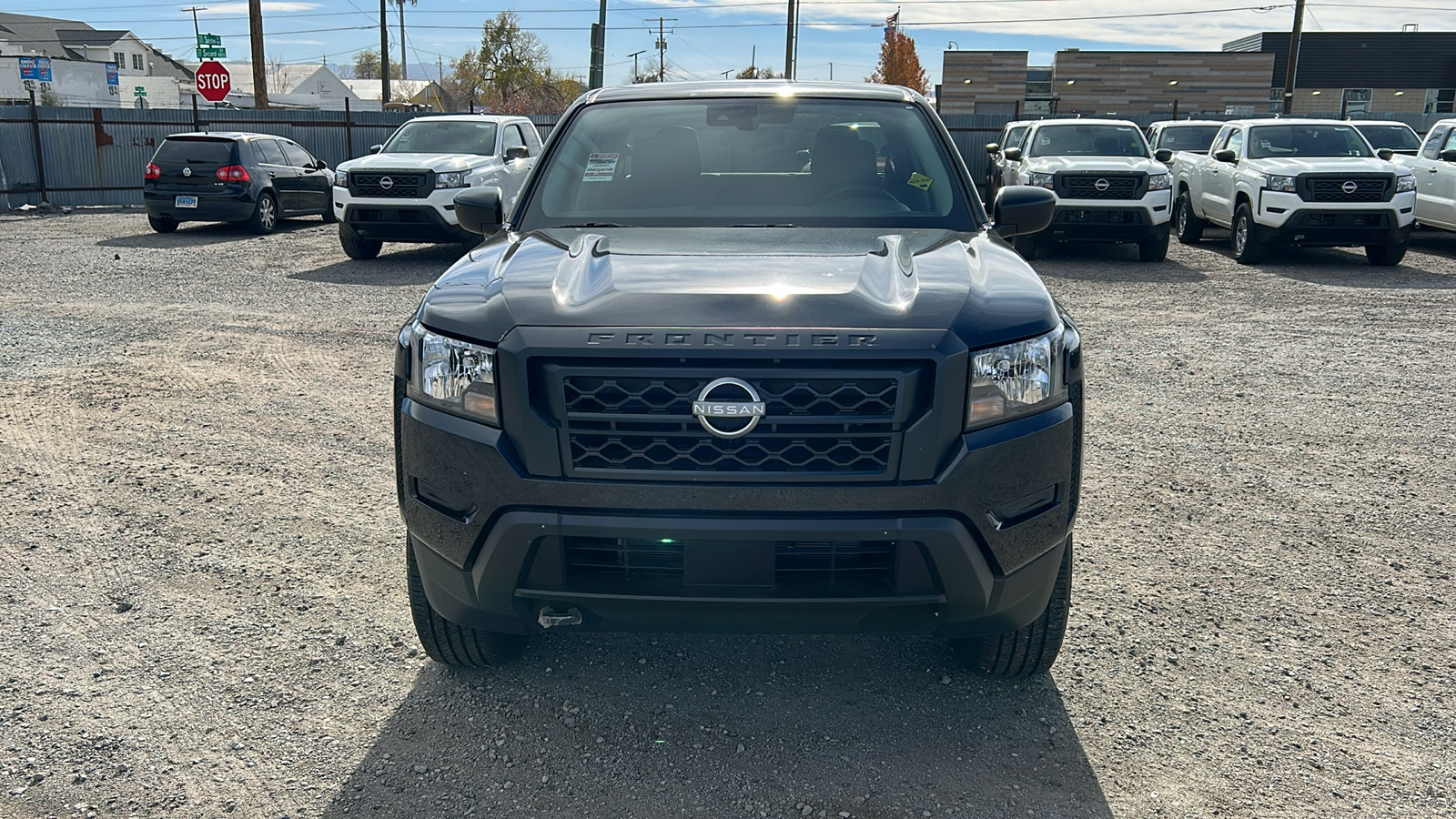 2024 Nissan Frontier S 9