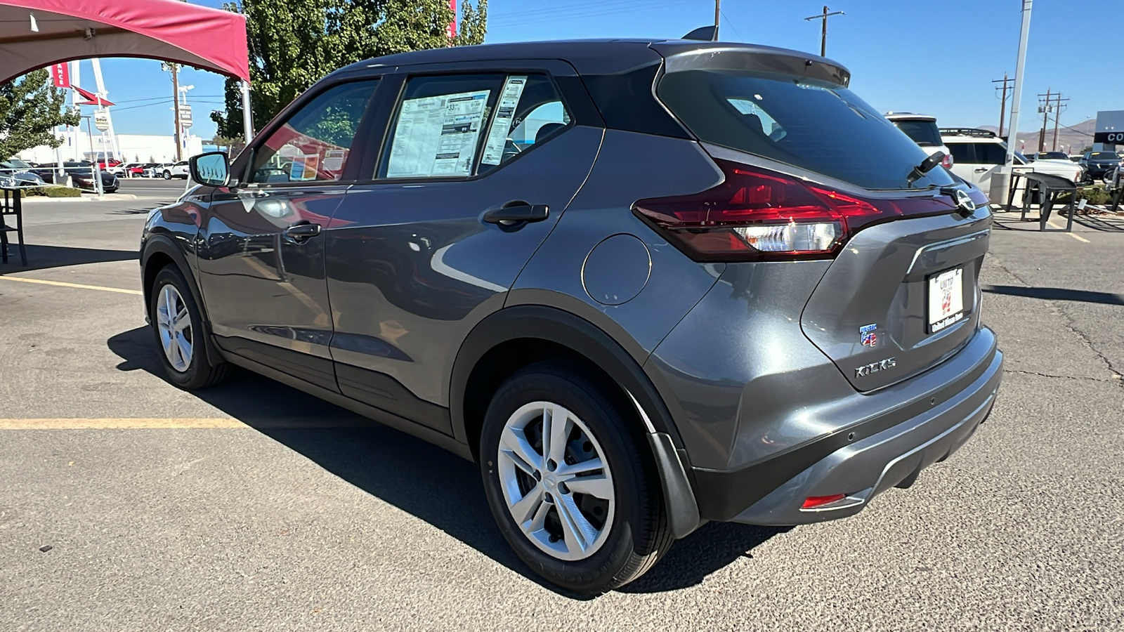 2024 Nissan Kicks S 3