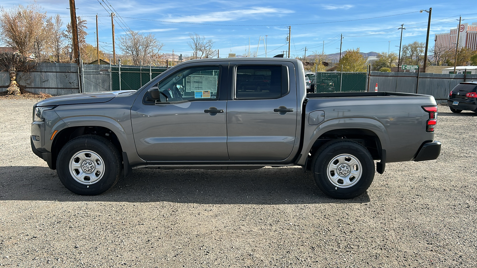 2024 Nissan Frontier S 2