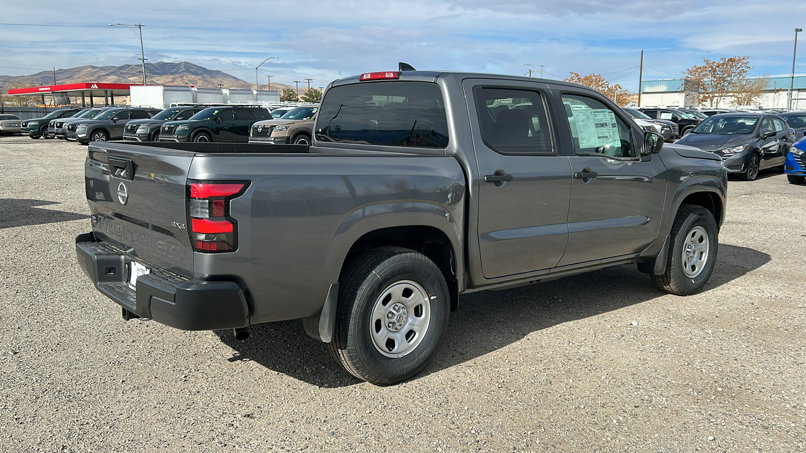 2024 Nissan Frontier S 6