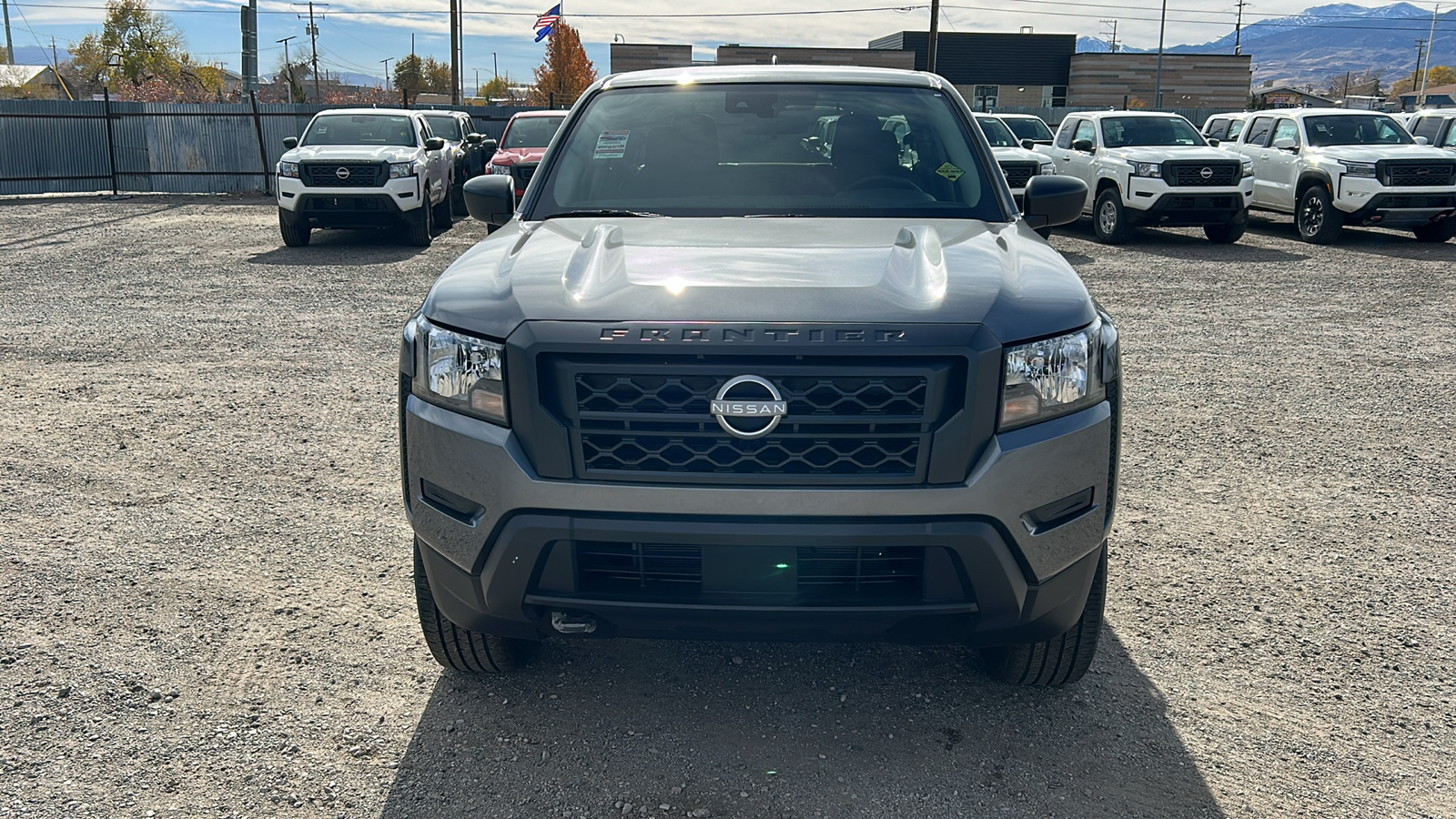 2024 Nissan Frontier S 9