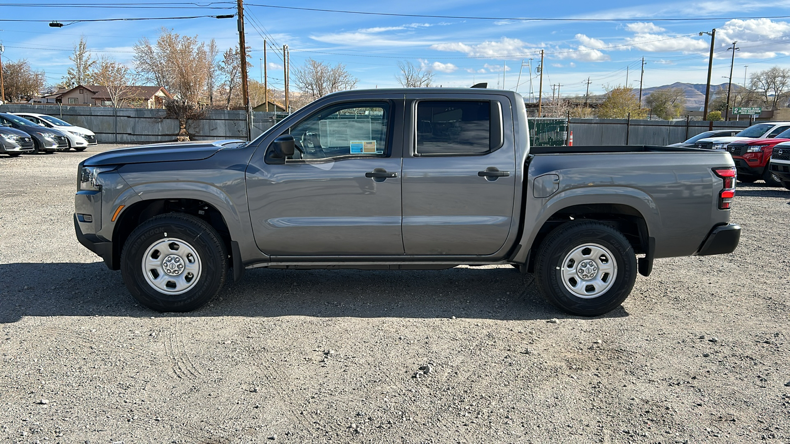 2024 Nissan Frontier S 2