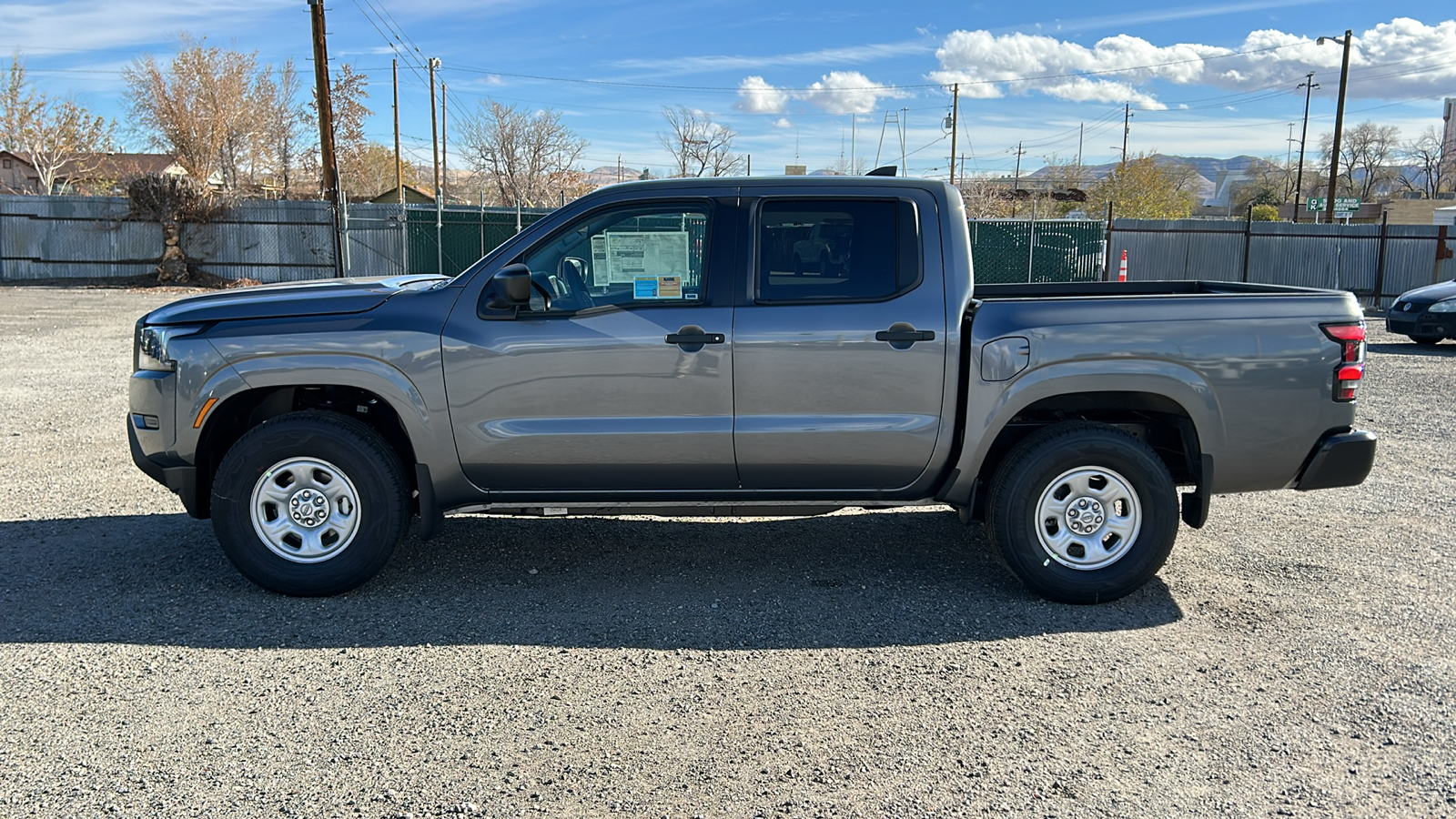 2024 Nissan Frontier S 2