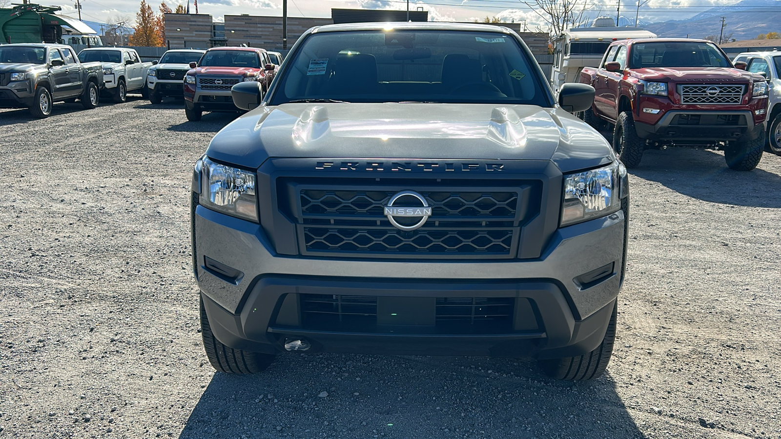 2024 Nissan Frontier S 9