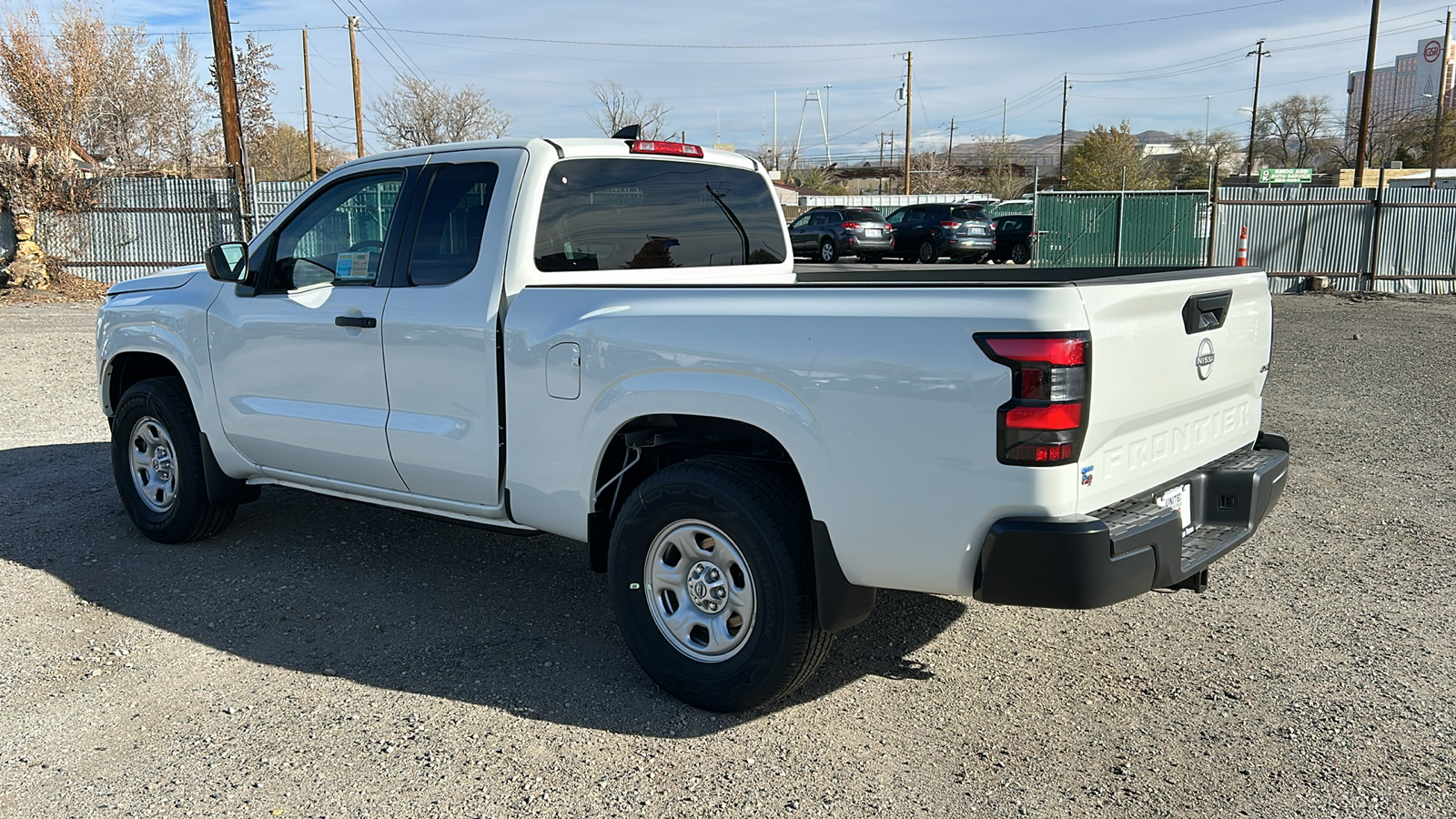 2024 Nissan Frontier S 3