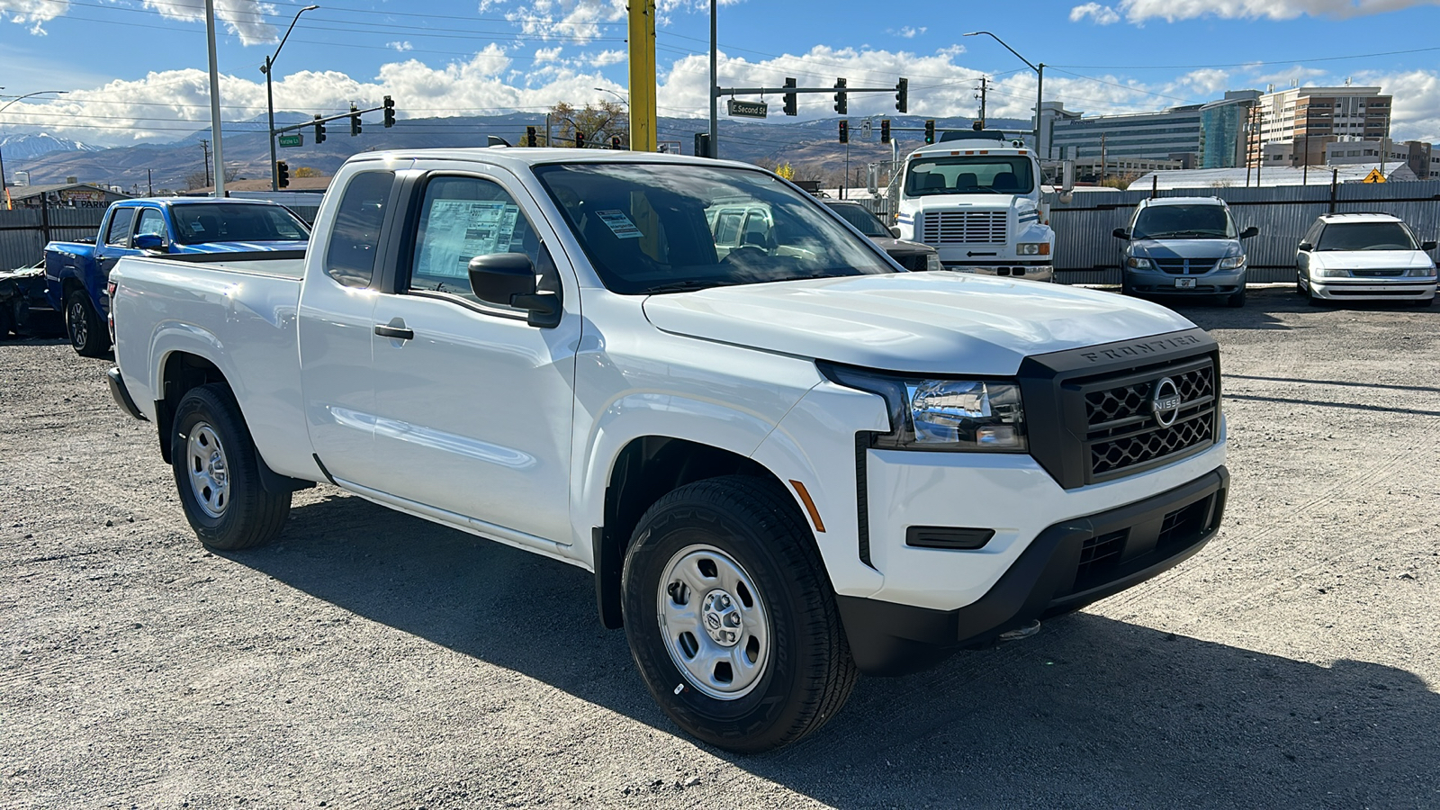 2024 Nissan Frontier S 8