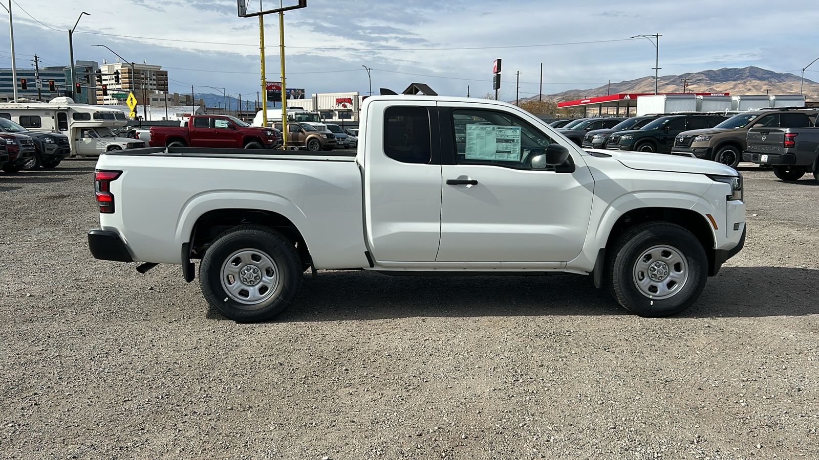 2024 Nissan Frontier S 7