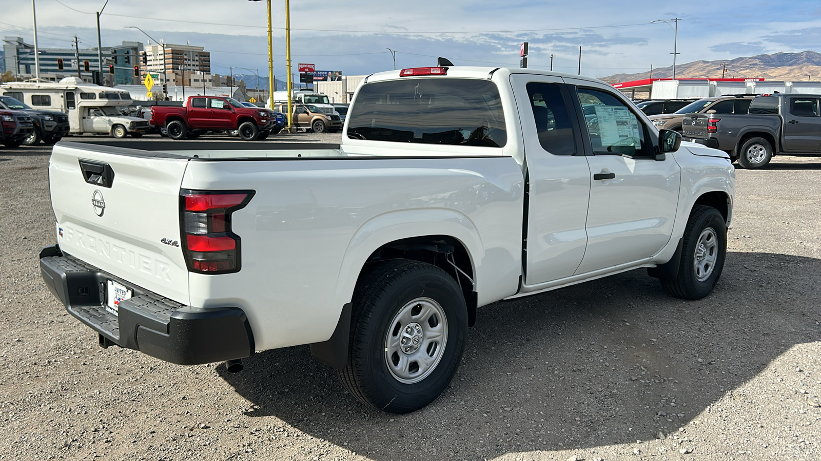 2024 Nissan Frontier S 6