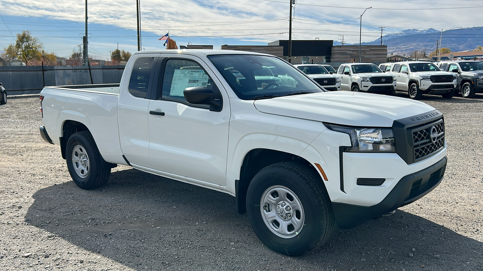 2024 Nissan Frontier S 8