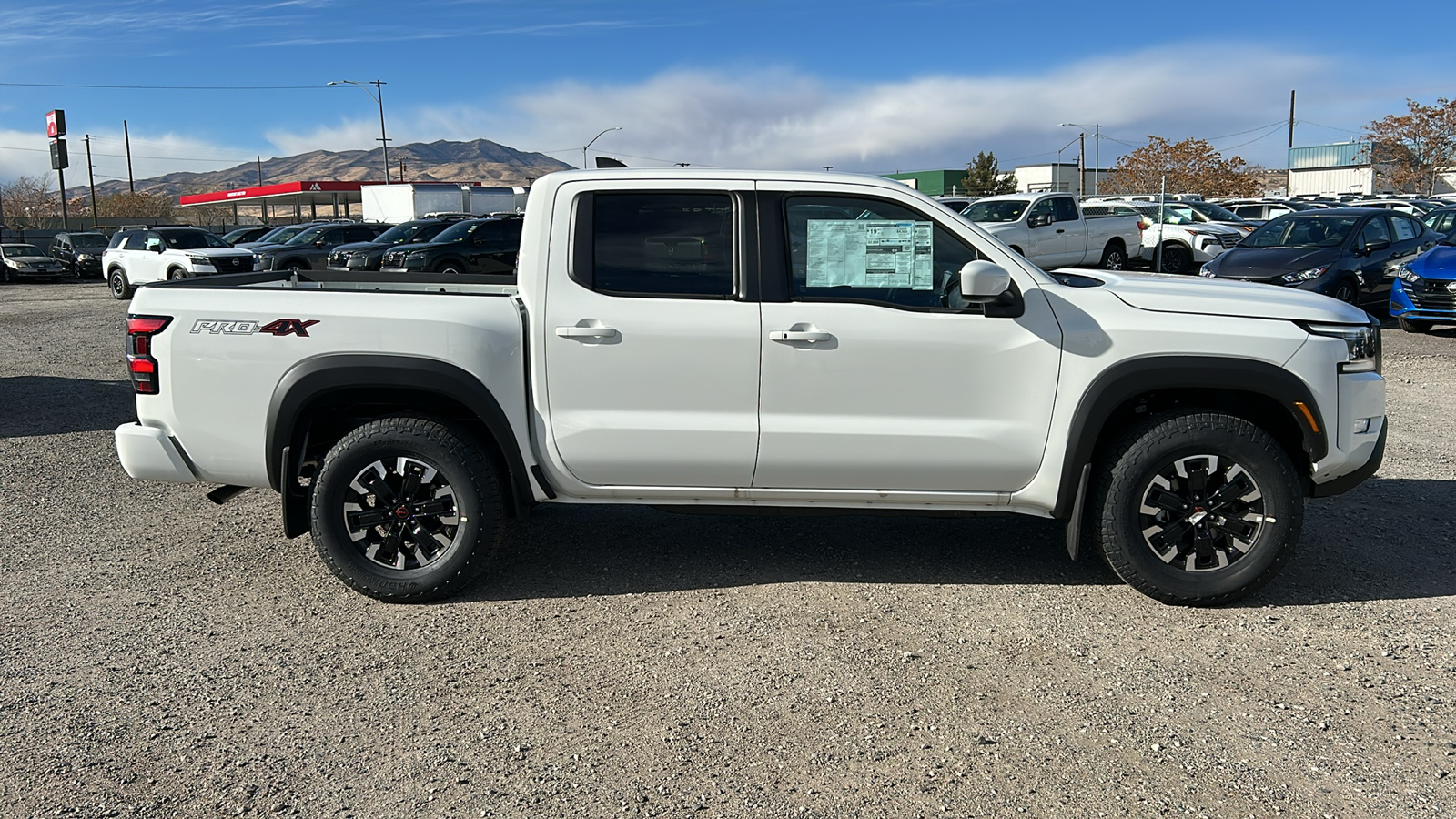 2024 Nissan Frontier PRO-4X 7