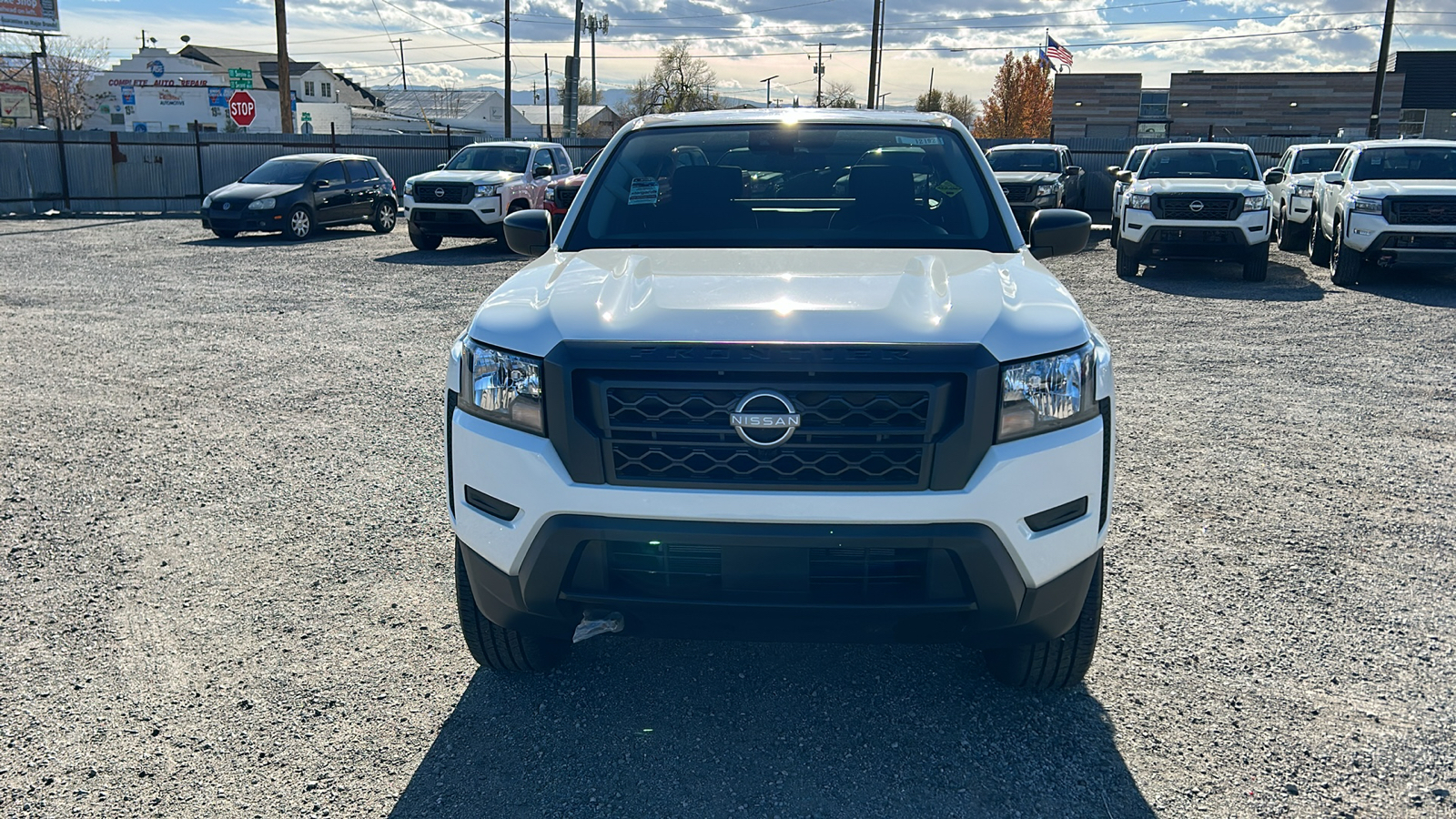 2024 Nissan Frontier S 9